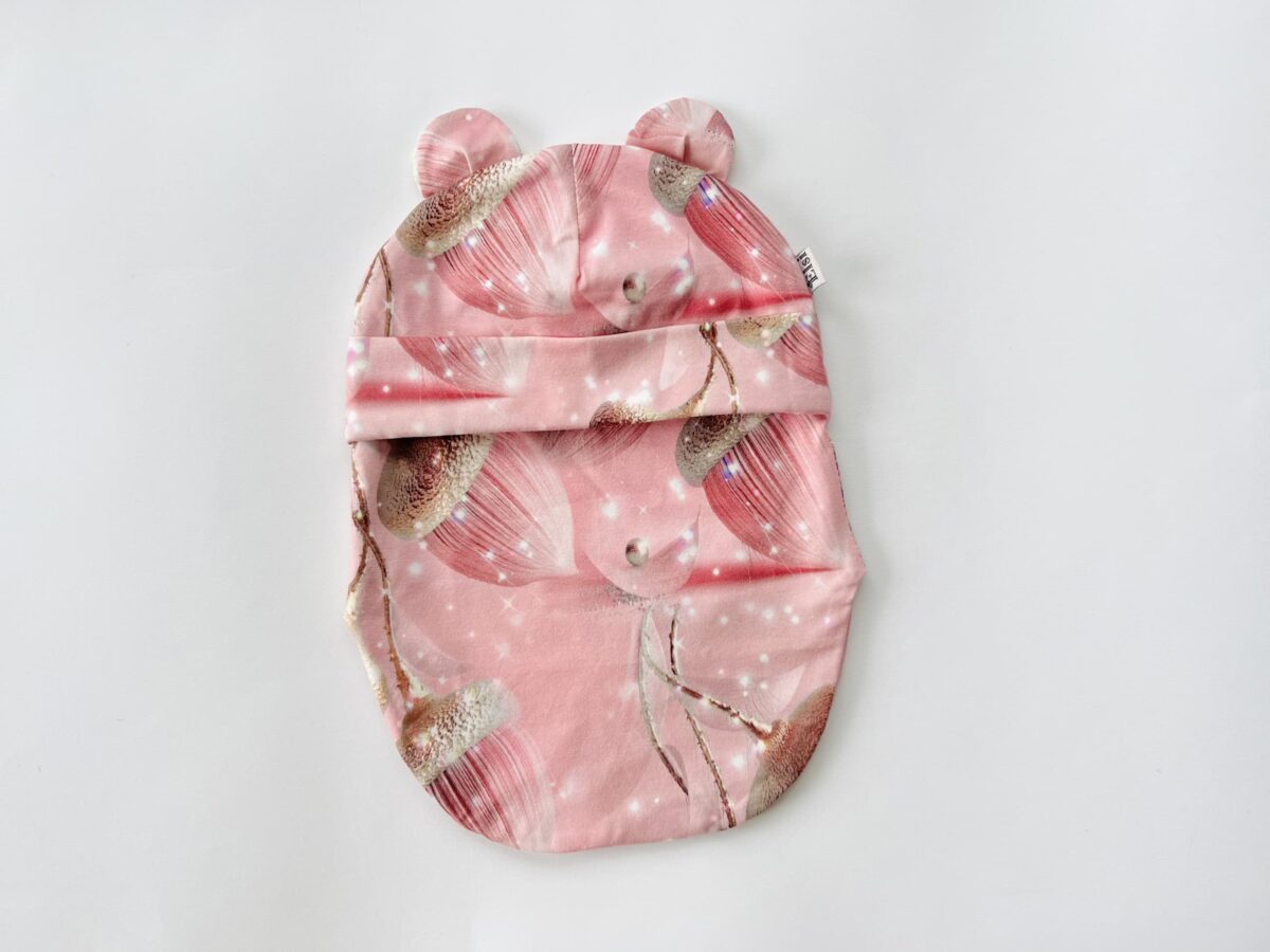 Roosad tammetõrud (kõrvadega)