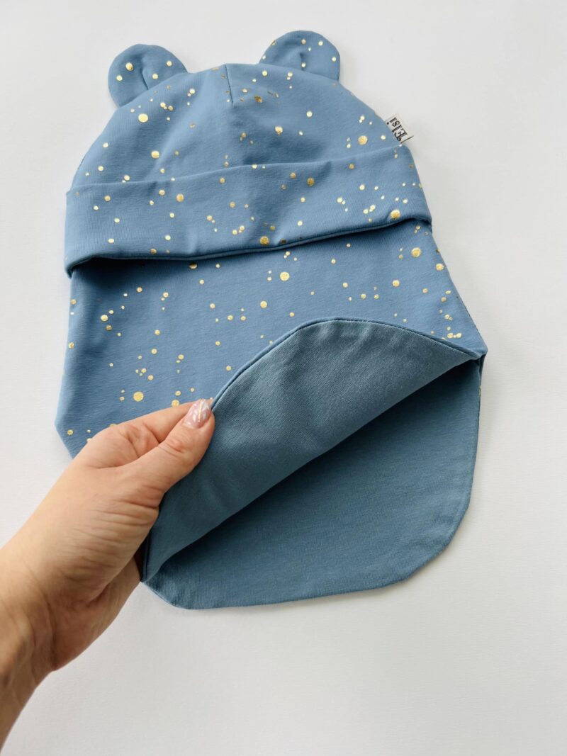 Helesinisel kuldsed täpid (kõrvadega)