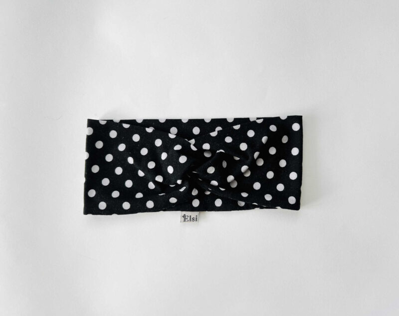 Mustal valged mummud