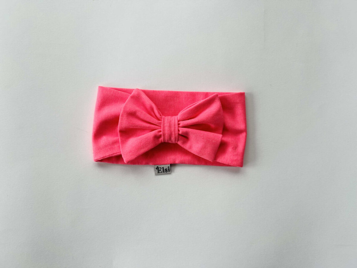 Neoonroosa peapael lipsuga