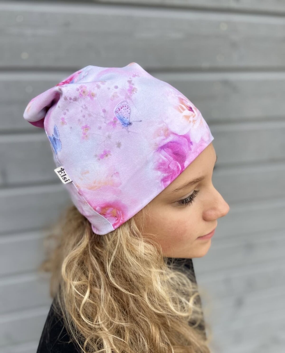 image00023-1280x1707 Liblikad ja roosid