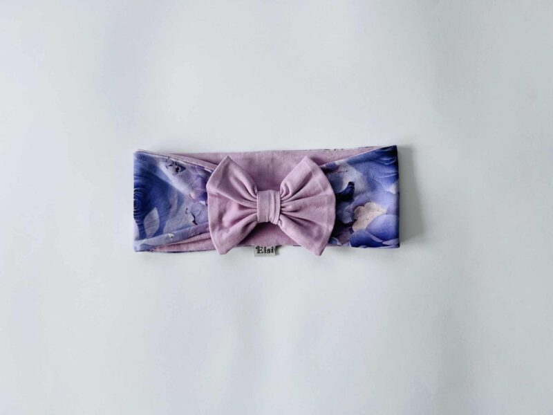 Sirelililla peapael lilledega