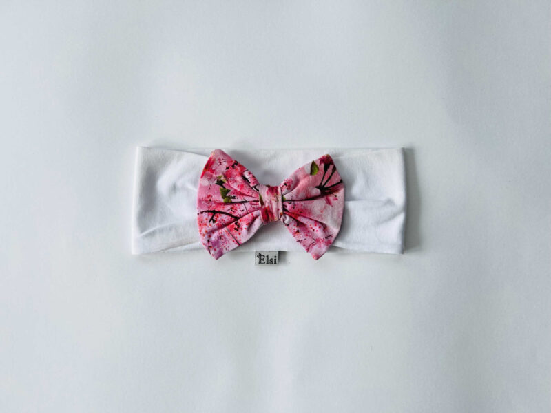 IMG_0124 Valge peapael roosad lilled