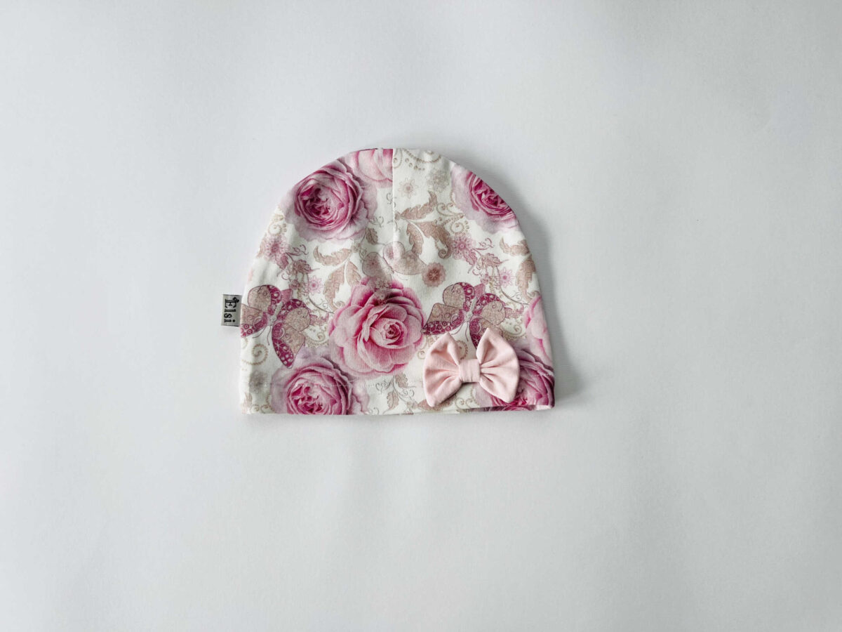 Valgel roosid lipsuga