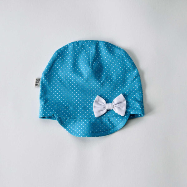 IMG_0277 Helesinisel täpid nokaga