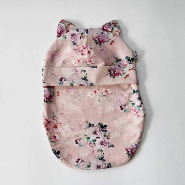 Pastelsed lilled beezil kõrvadega