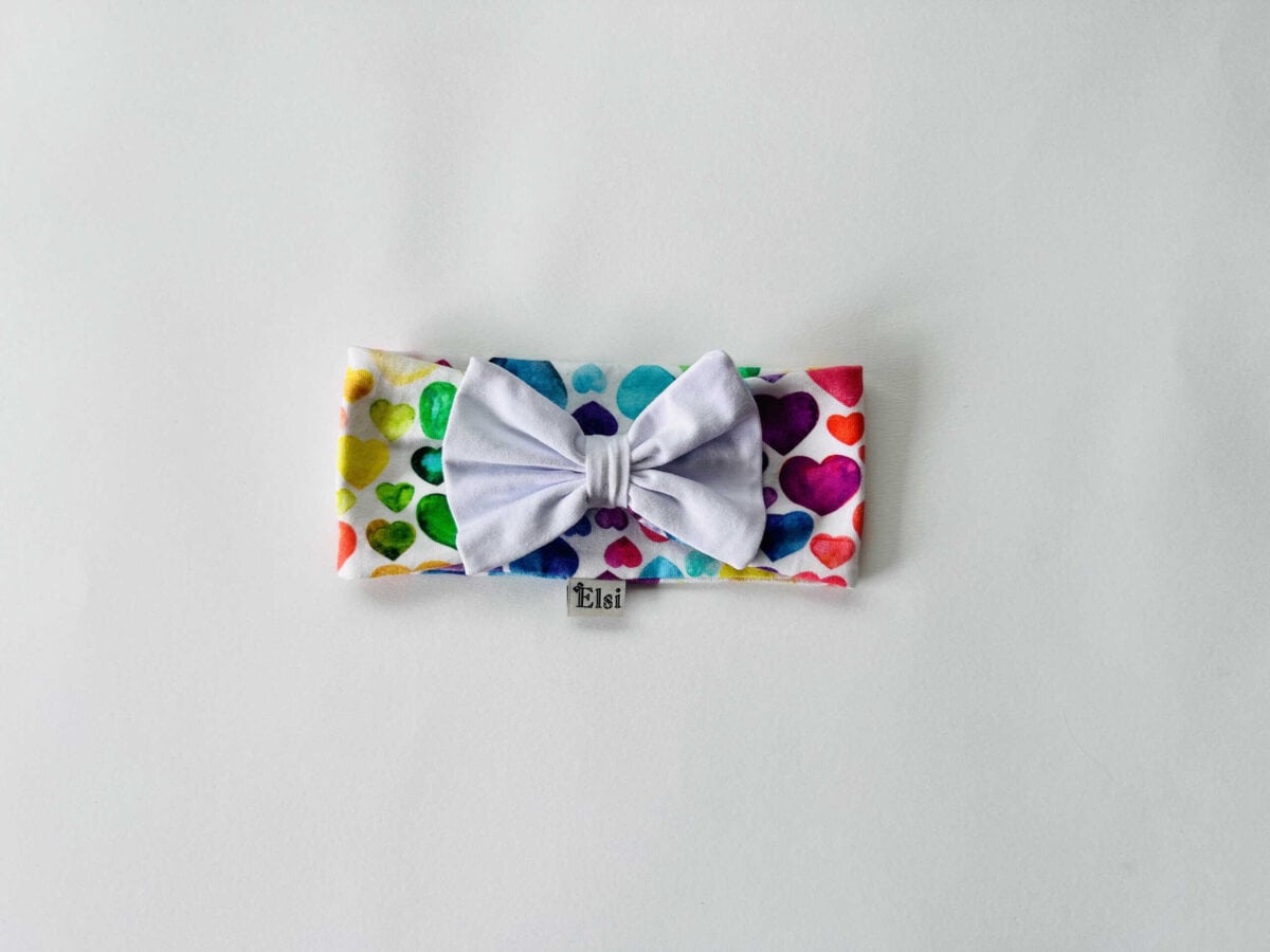 IMG_3028 Südametega peapael valge lipsuga