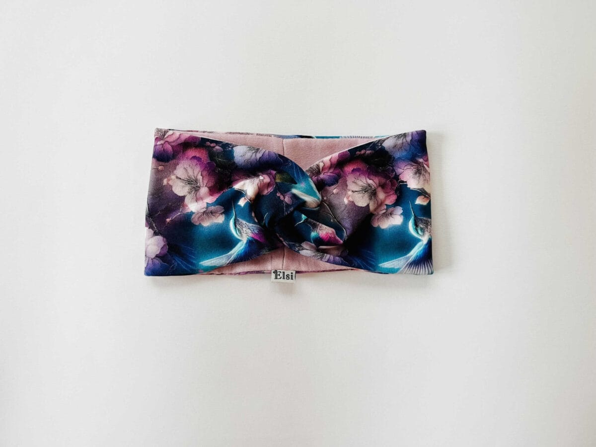 Meriinopeapael muinasjutulised lilled