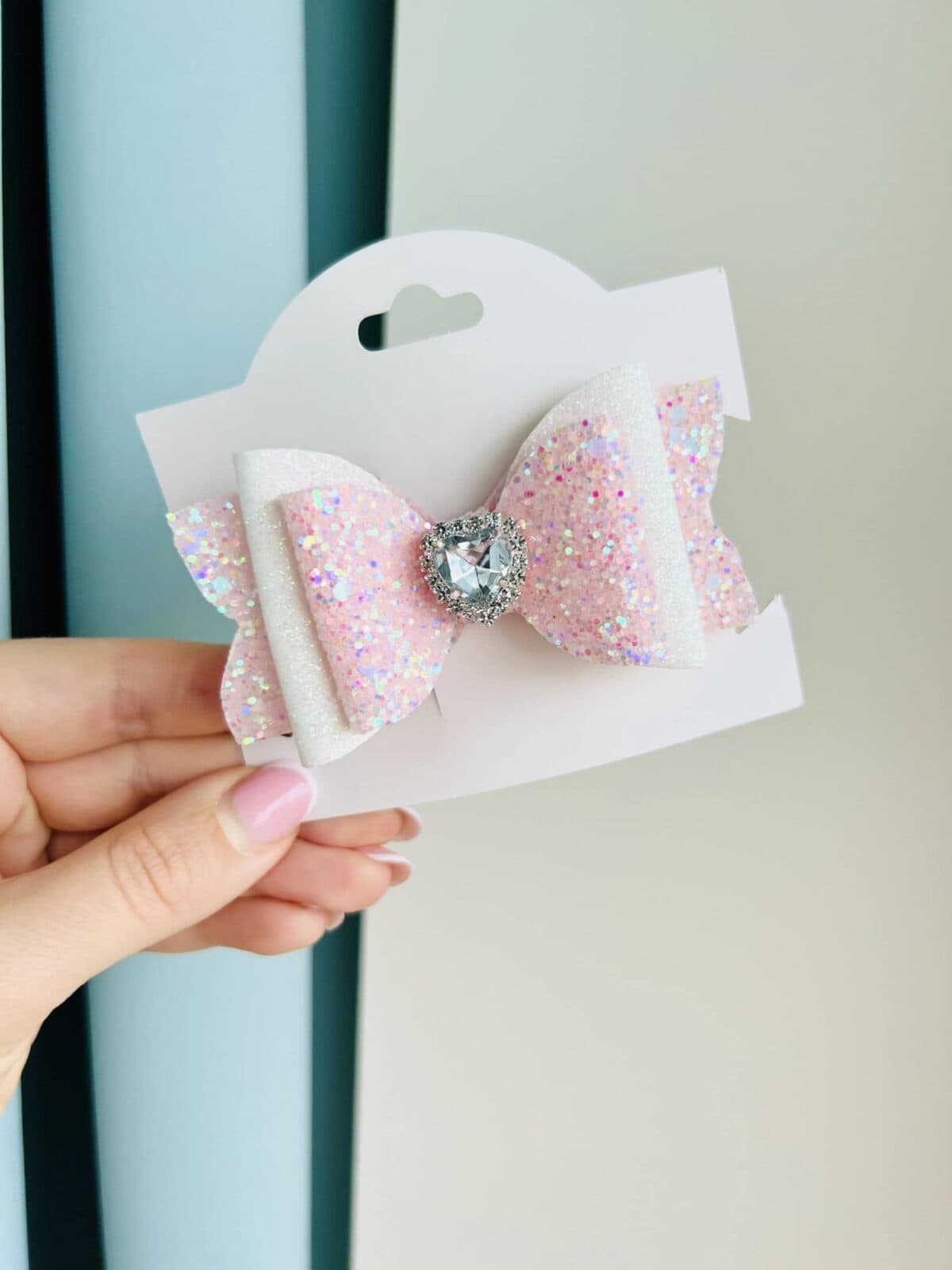 Kroko-klamber hõbedase südamega