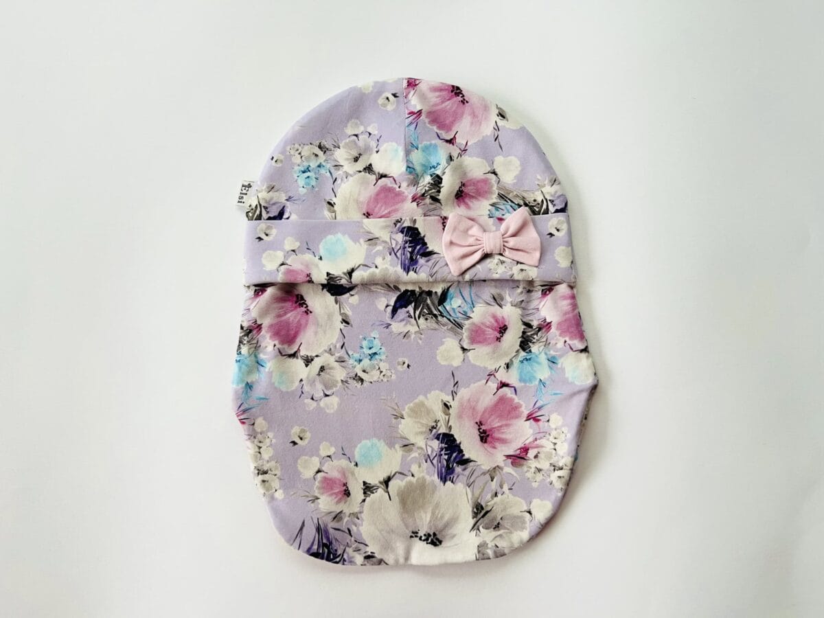 Sirelilillad lilled lipsuga (fliisvooder)