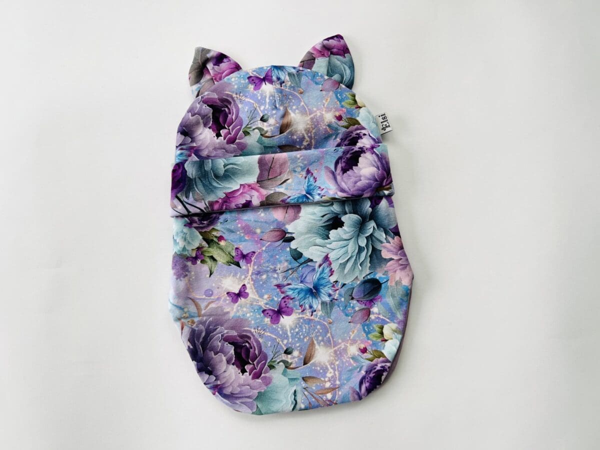 IMG_2604 Helesinisel lilled (kõrvadega)