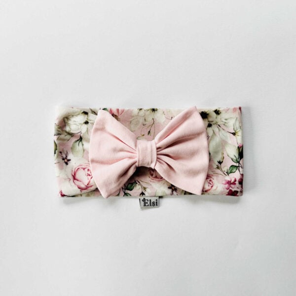 IMG_4236 Lilledega peapael heleroosa lipsuga