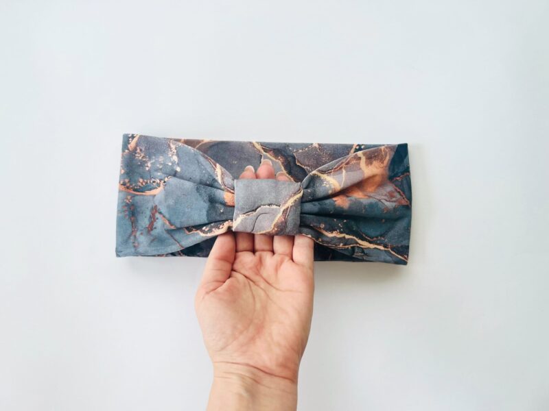 Hallil kuldne marmor