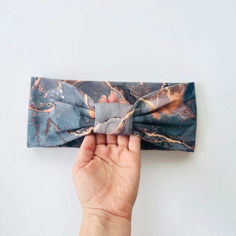 Hallil kuldne marmor