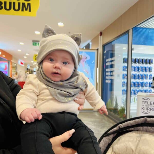 IMG_0436 (1) Hall kuldsete täppidega kõrvadega