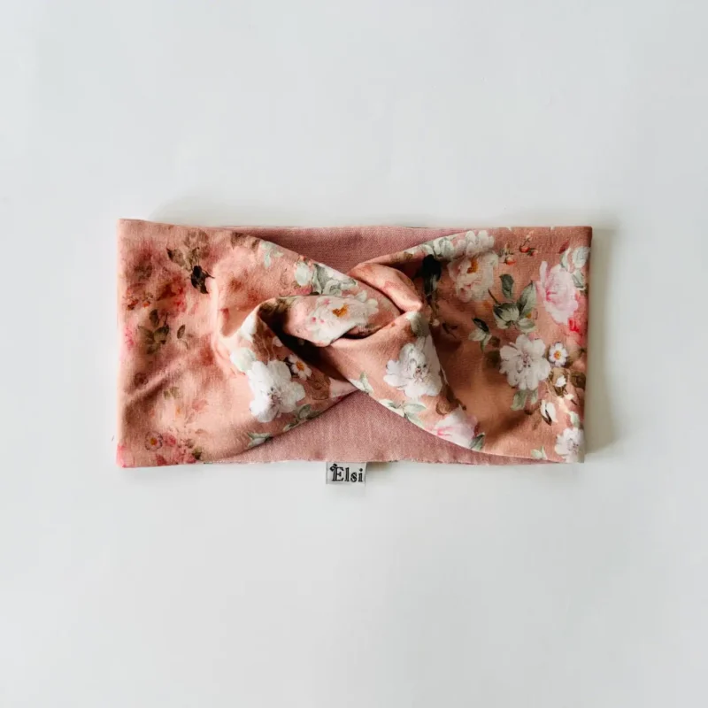 Meriinopeapael beežil lilled