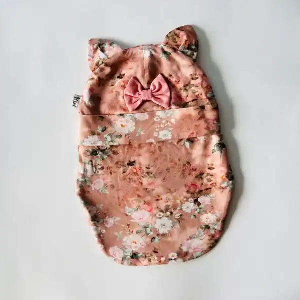 Lilled lipsu ja kõrvadega