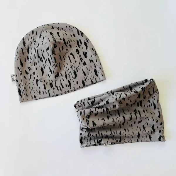 Hallil mustad laigud