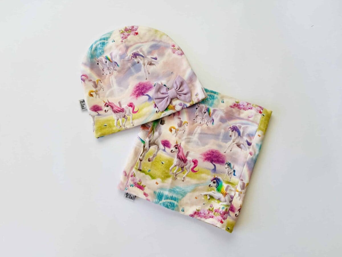 IMG_1588 (1) Ükssarvikud lipsuga