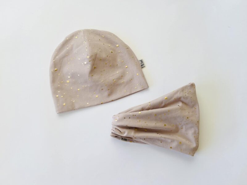 Beežil kuldsed täpid