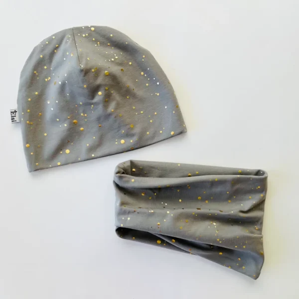 Hallil kuldsed täpid