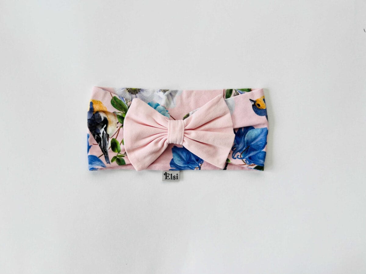 Linnukestega peapael lõheroosa lips