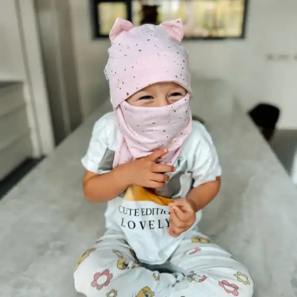 IMG_2119 Vanaroosal kuldsed täpid kõrvadega