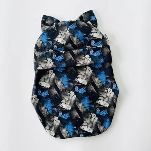 Sini-must-valge kõrvadega