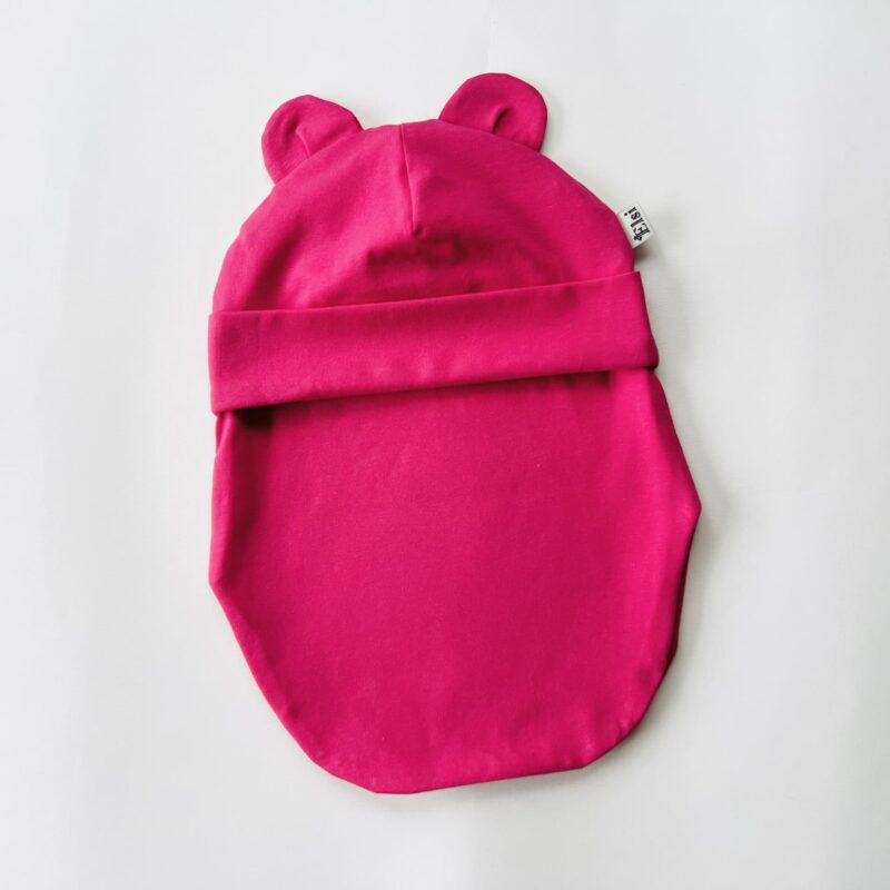 Fuksiaroosa kõrvadega