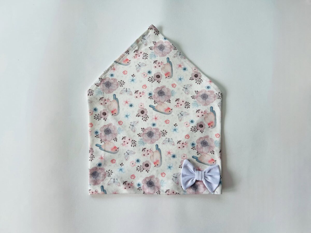 90E45710-8C57-4086-B434-327FF0580228 Pearätt valgel linnukesed lipsuga