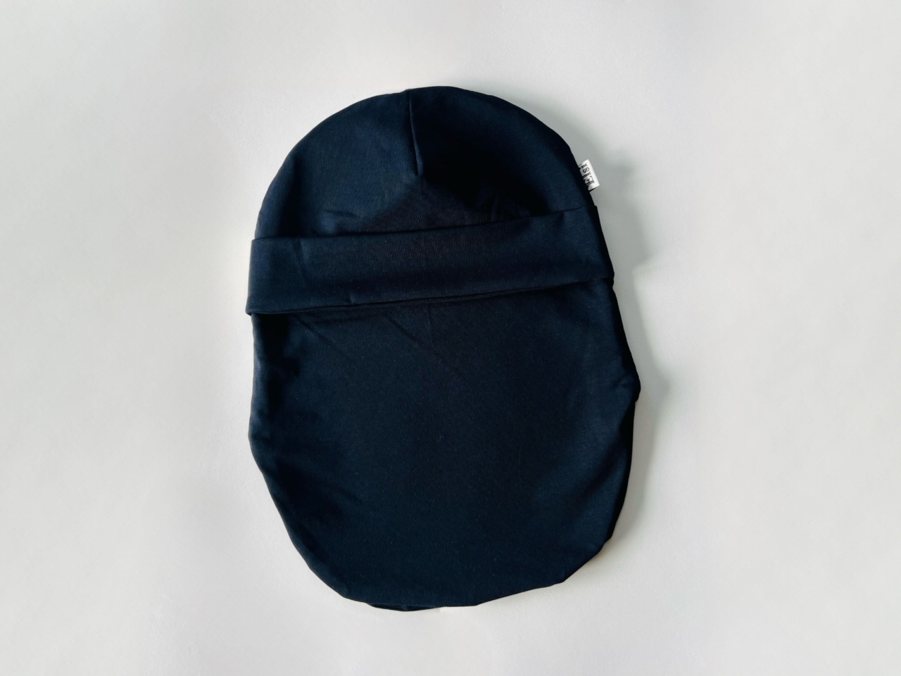 Tumesinine tuukrimüts