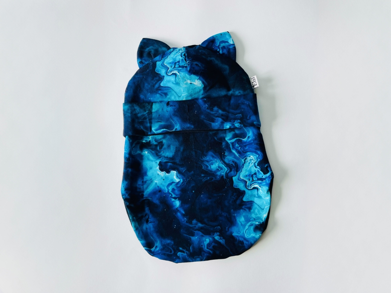 DBBD63B3-8FED-4140-A5DF-ABE1C1805330