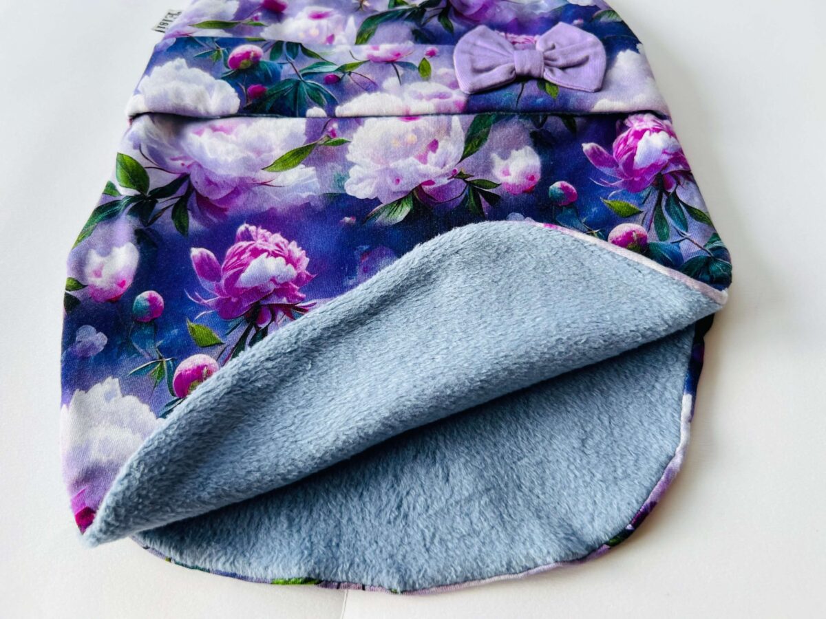 IMG_4476 Lillad pojengid lipsu ja kõrvadega (fliisvooder)