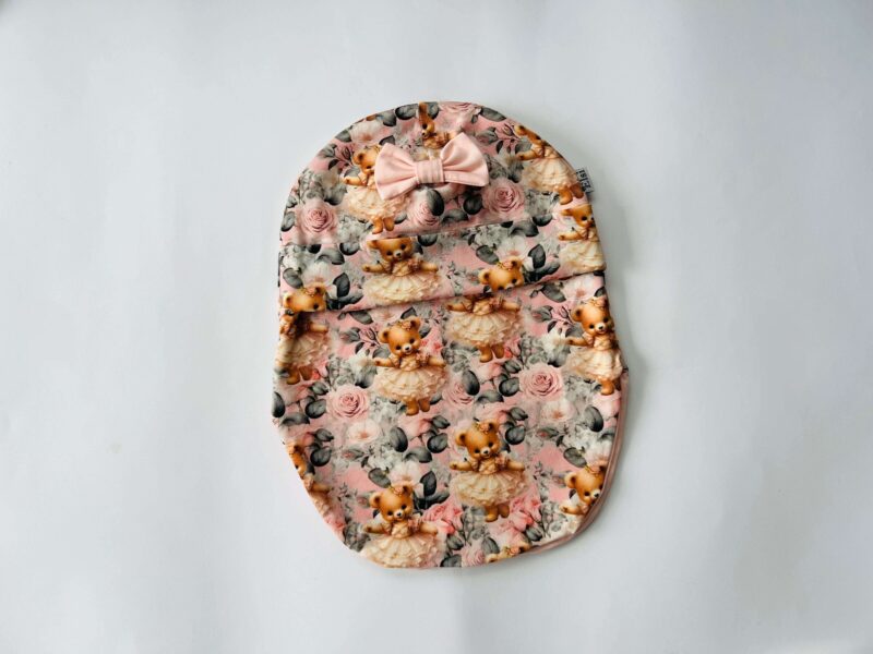 Mõmmid ja roosid lipsuga