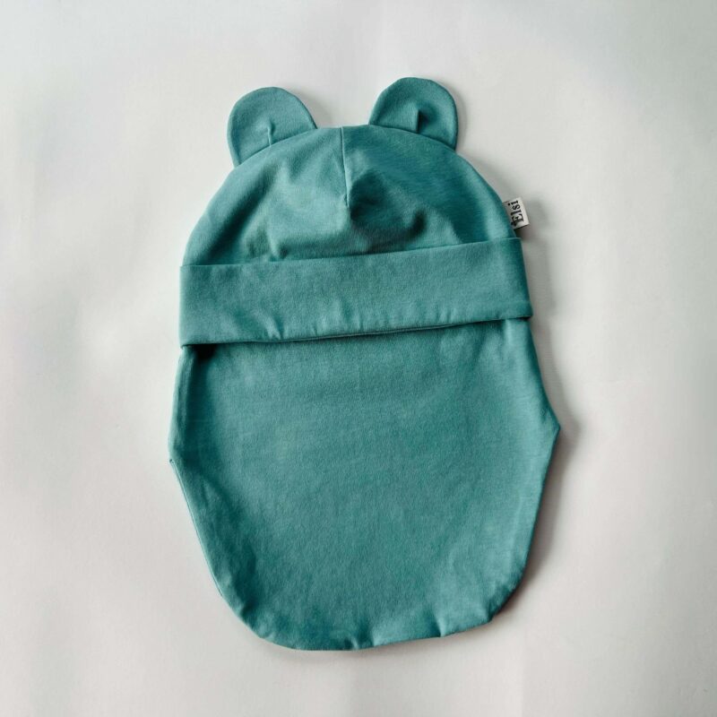 Sinakasroheline kõrvadega